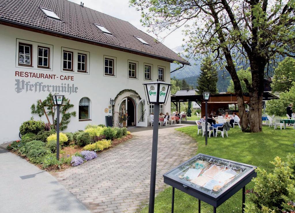 Landgasthof Pfeffermuehle Kotschach-Mauthen Eksteriør billede
